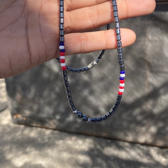 Hand made hematite necklace with red white and blue beads and screw clasp - Picture 2 of 2
